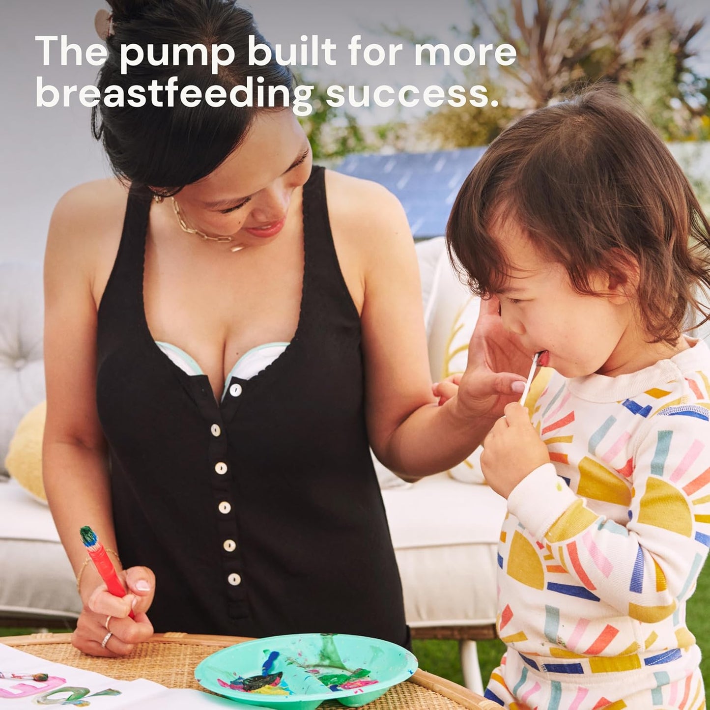 Willow Go Wearable Breastfeeding Pump and Teal Case